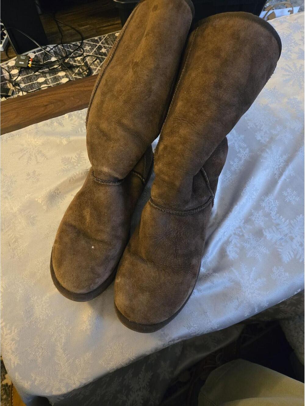 UGG Australia Tall Suede Sheepskin Boots Chocolate Brown W10